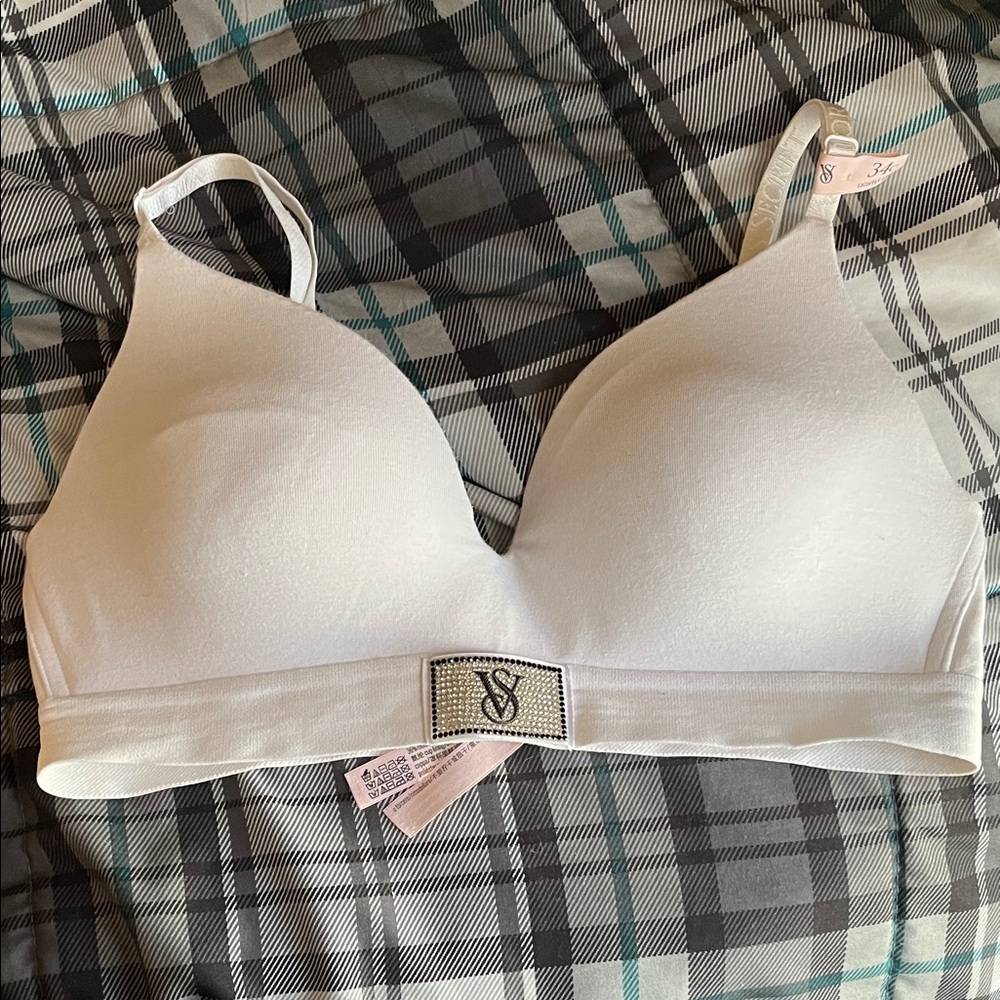 Victoria's Secret White Smooth Wireless T-Shirt Bra